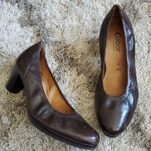 Gabor brown leather heels
